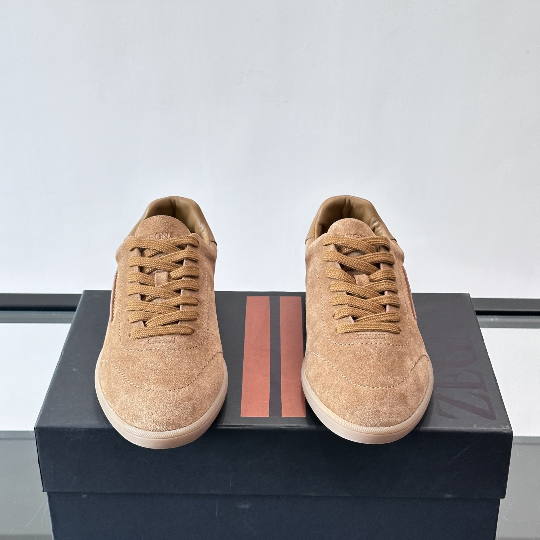 232 SUEDE SNEAKERS IN BEIGE, photo 3