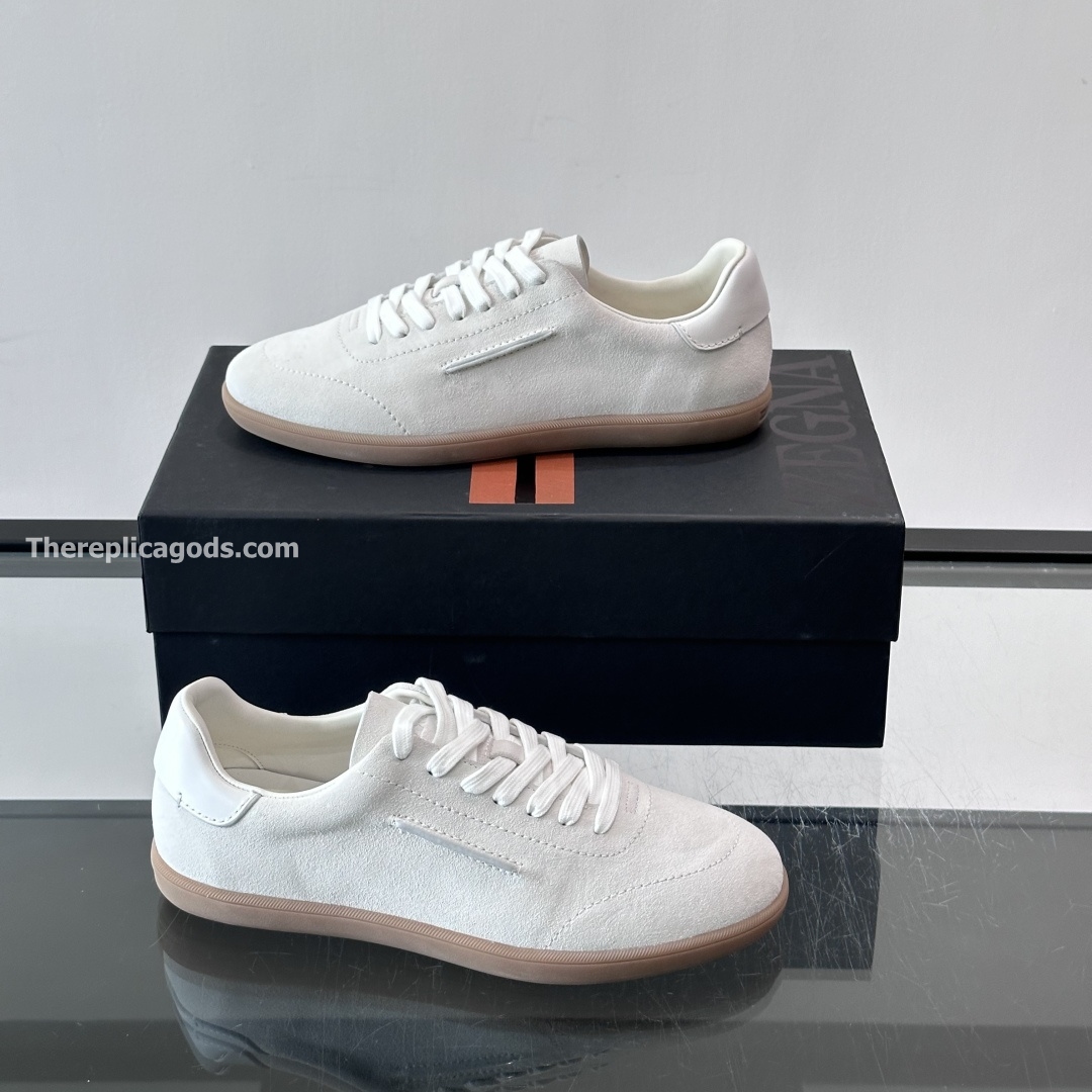 232 SUEDE SNEAKERS IN WHITE, photo 6