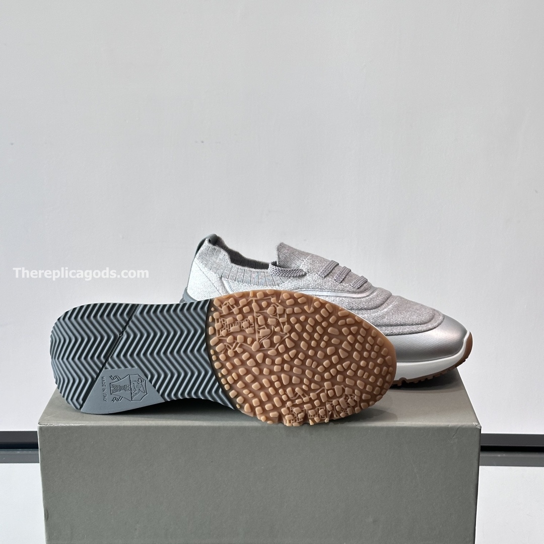KNIT SNEAKERS IN GREY