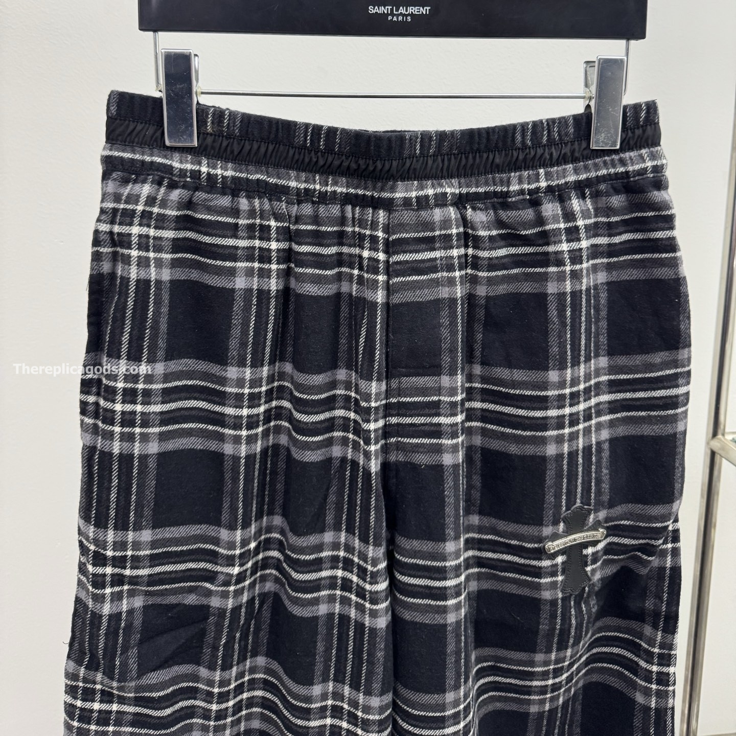 AFTER SCHOOL CROSS PATCH FLANNEL PANTS, photo 4