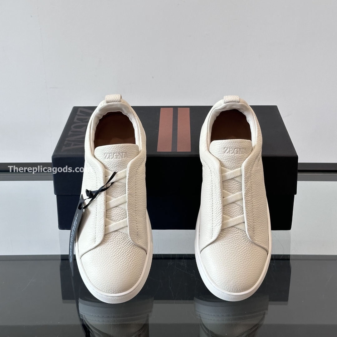 TRIPLE WHITE LEATHER TRIPLE STITCH SNEAKERS