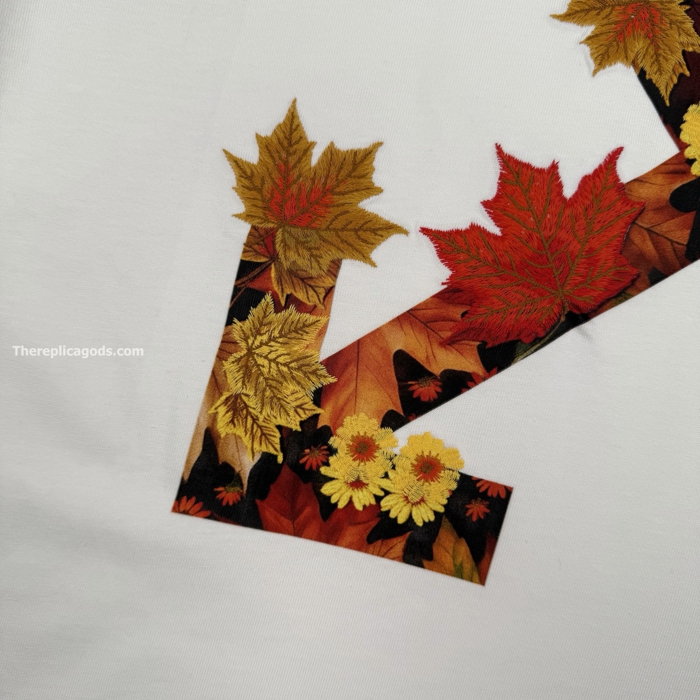 LOGO COTTON T-SHIRT IN WHITE