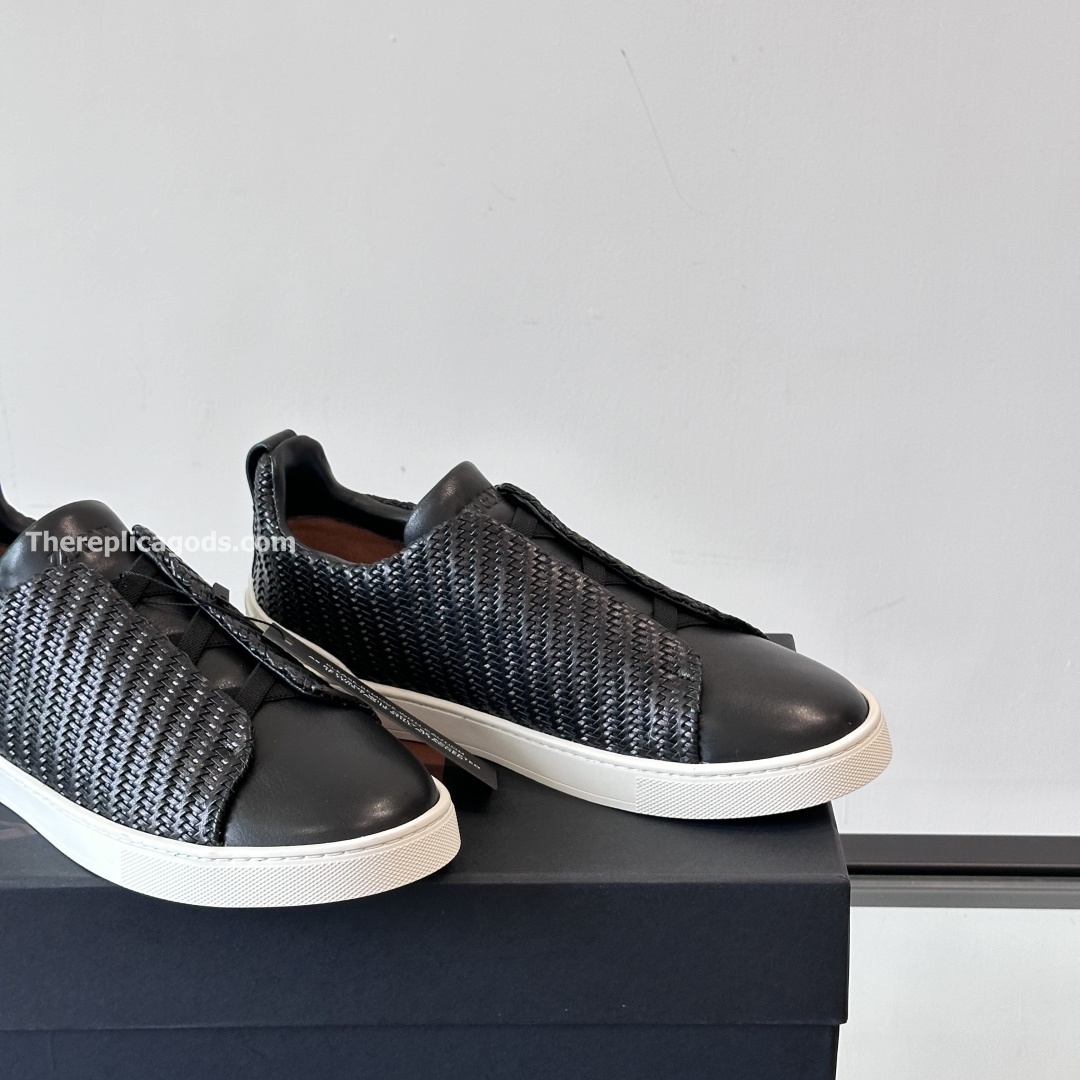 BLACK LEATHER TRIPLE STITCH SNEAKERS