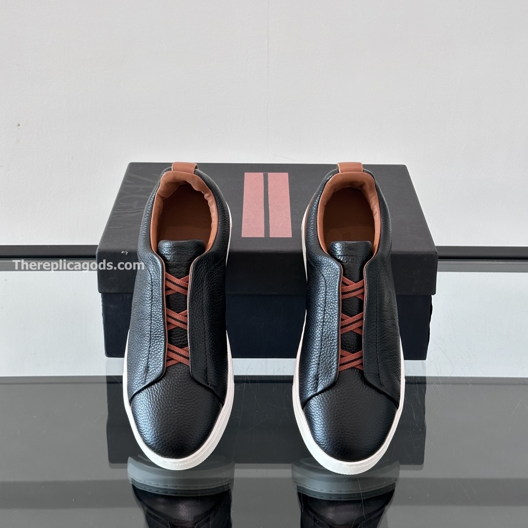 BLACK AND BROWN LEATHER TRIPLE STITCH SNEAKERS