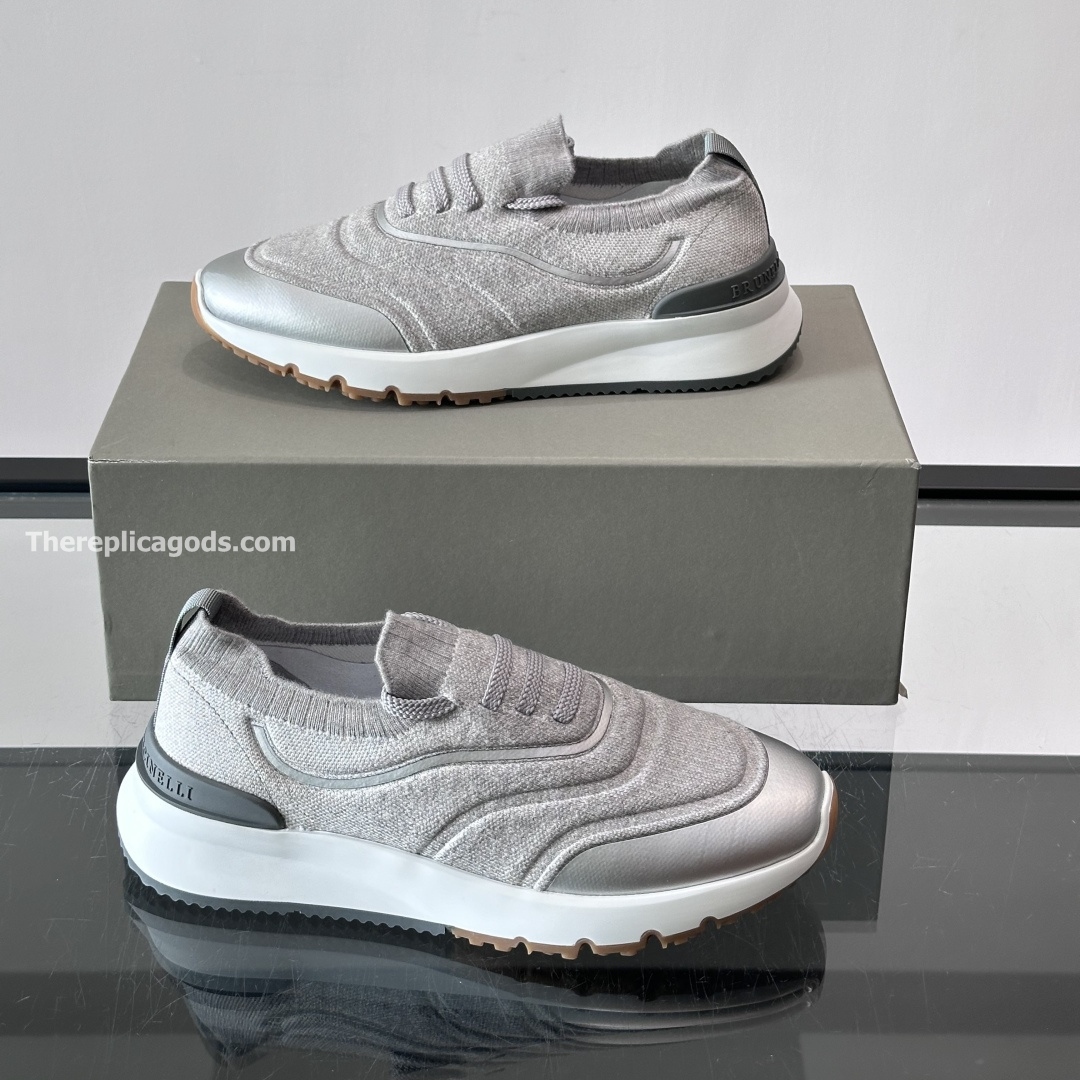 KNIT SNEAKERS IN GREY