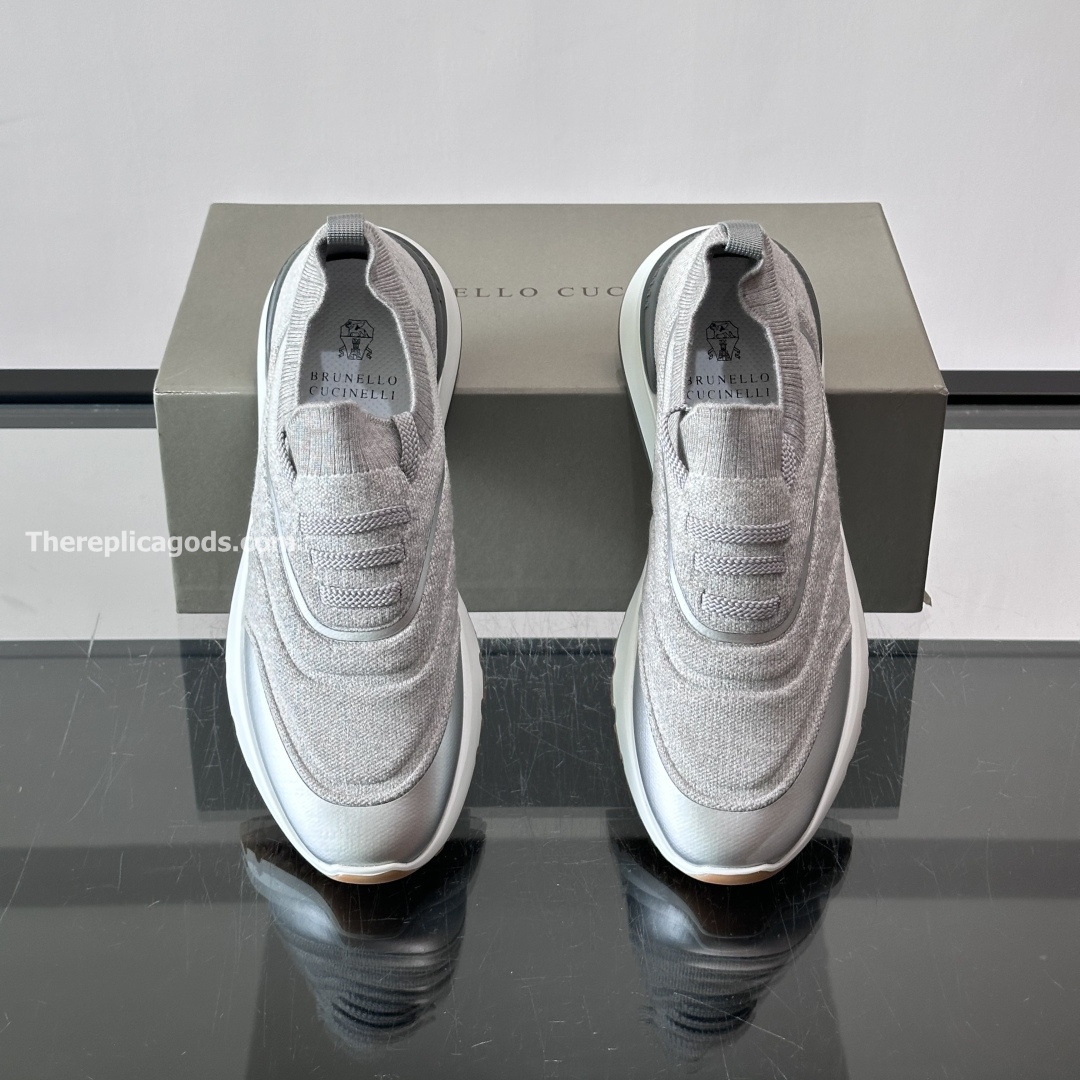 KNIT SNEAKERS IN GREY