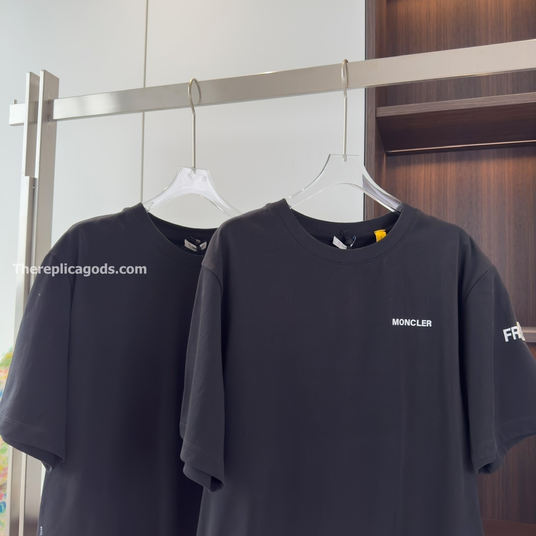 x FRGMT MAXI LOGO COTTON T-SHIRT IN BLACK - TP623