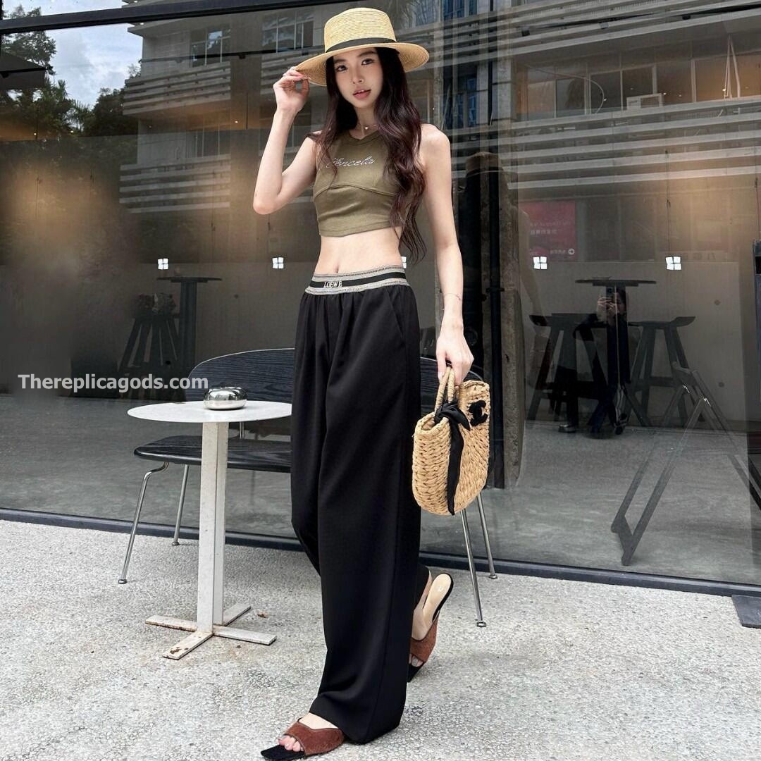 LOGO BANDED CROPPED TROUSERS IN BLACK - TP568