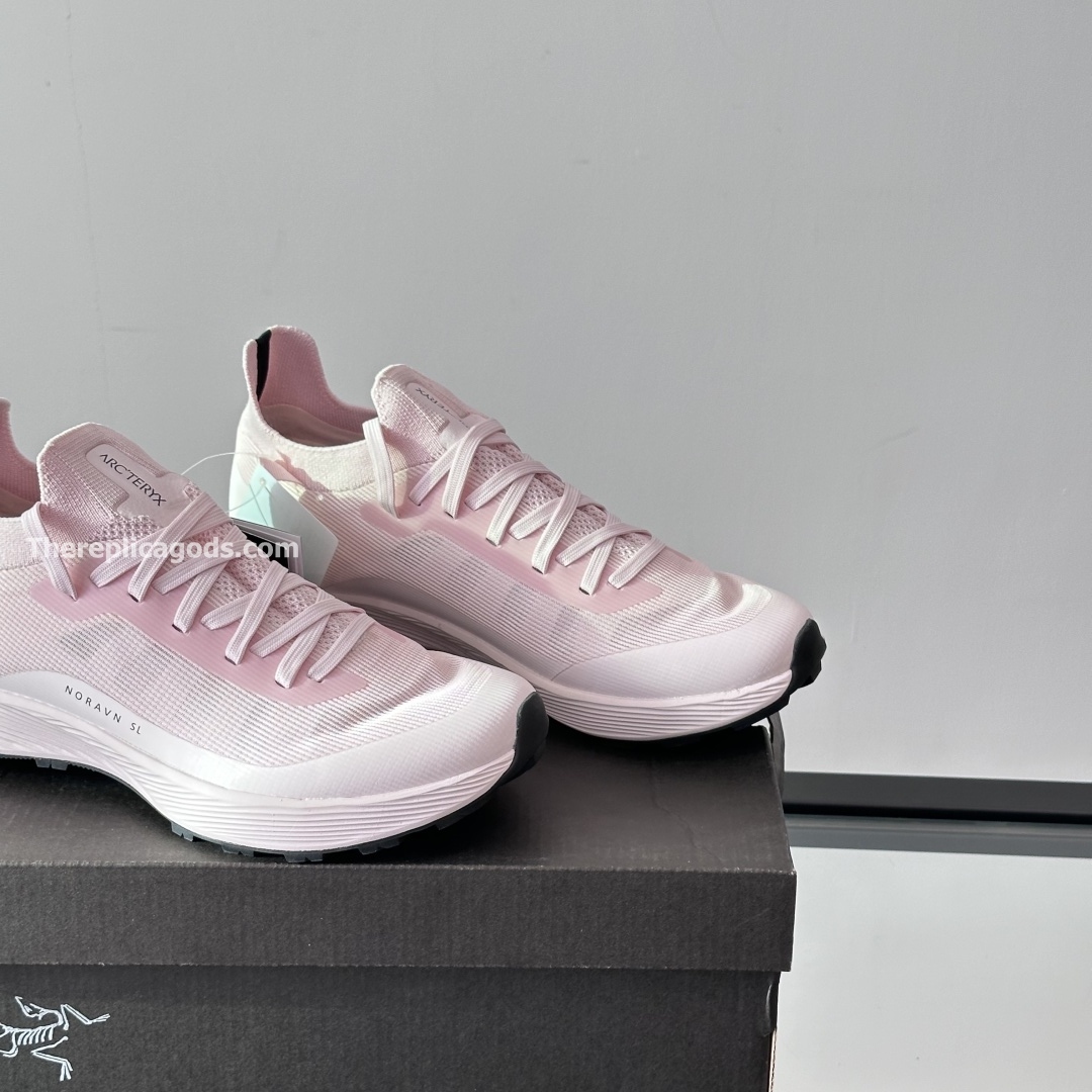 NORVAN SL 3 SNEAKERS IN PINK