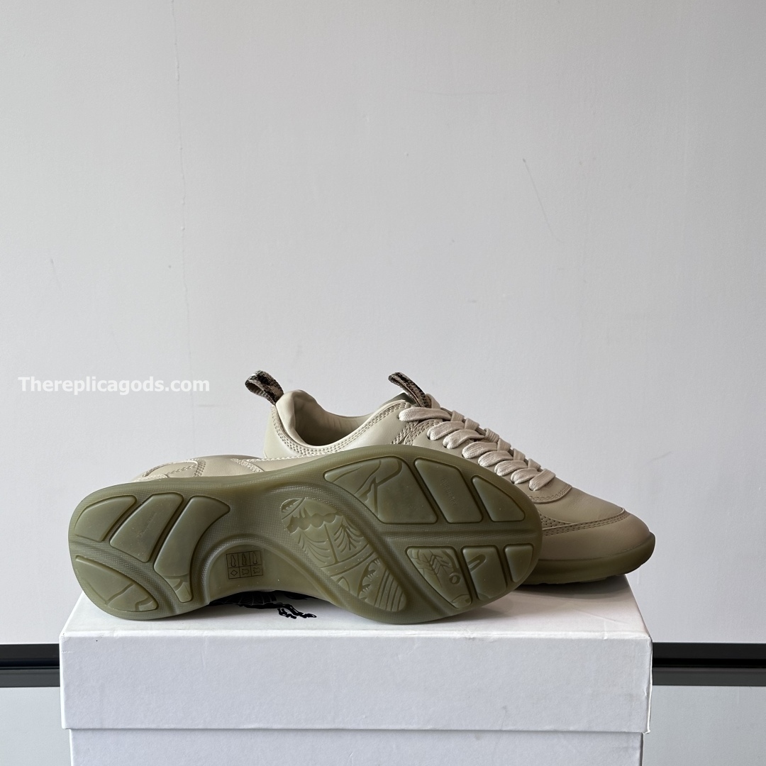 LEATHER MATRILV x SNEAKERS IN BEIGE - BBR132