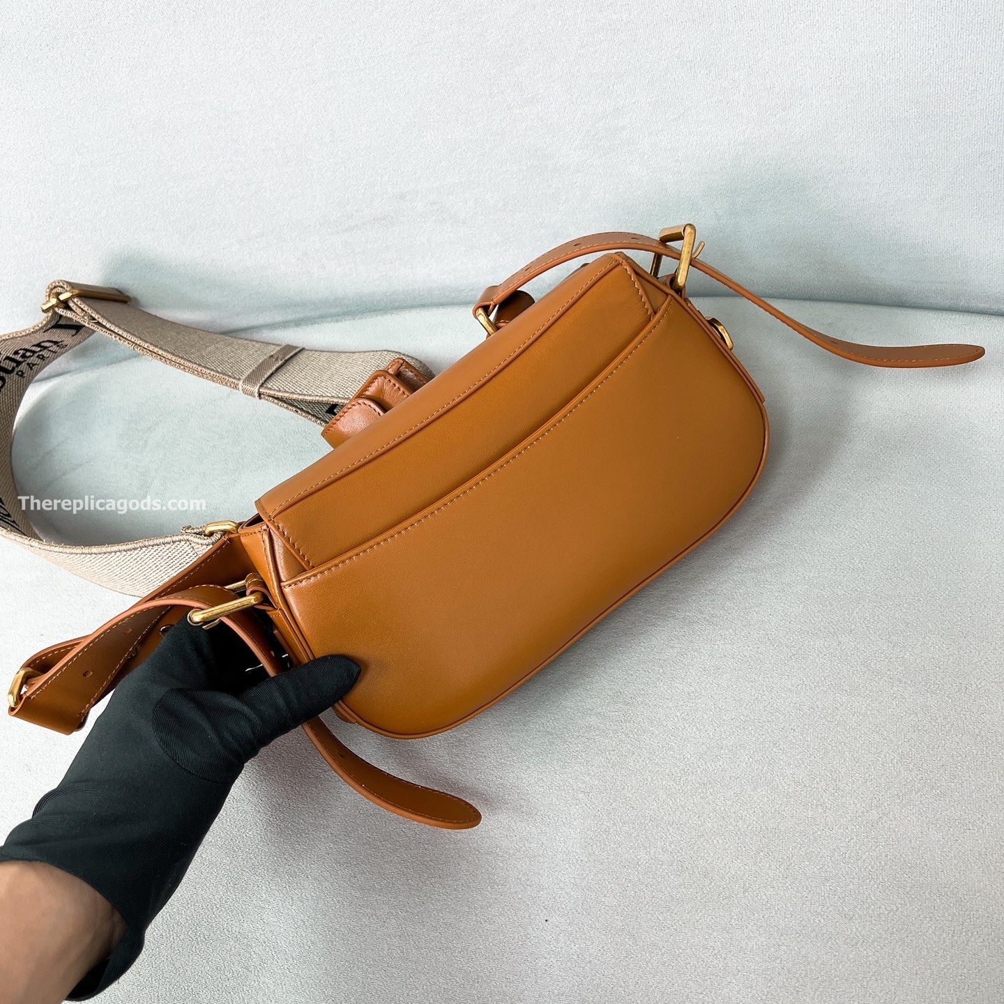 SMALL STREETCHIC BAG BROWN VINTAGE SMOOTH CALFSKIN