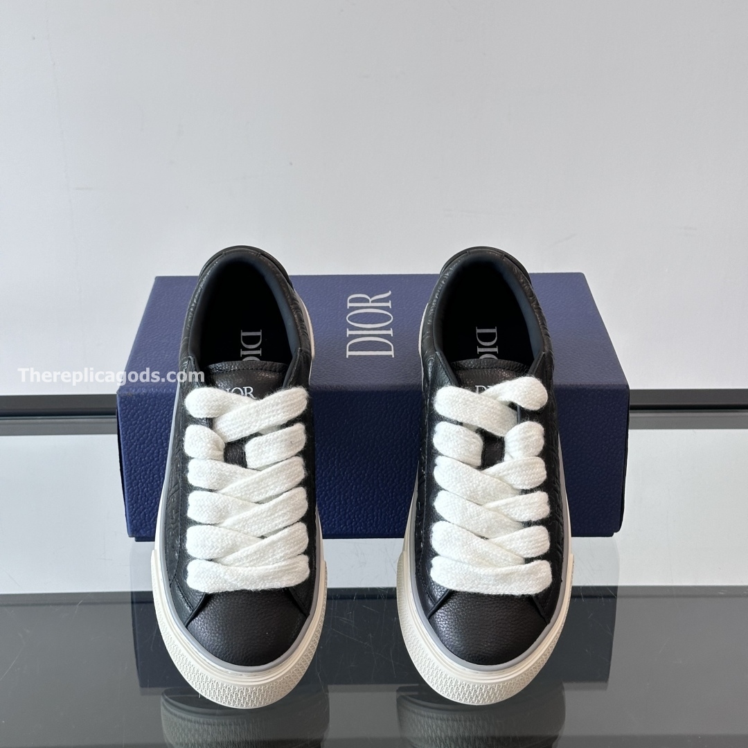 B33 SPIN SNEAKERS BLACK GRAINED CALFSKIN AND BLACK GRAVITY LEATHER - CD413