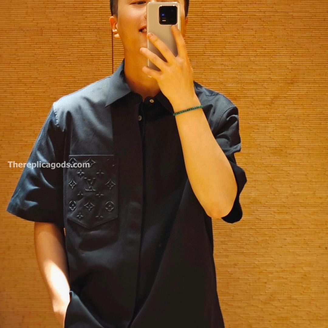 MONOGRAM POCKET SHORT-SLEEVED SHIRT IN BLUE - SH360