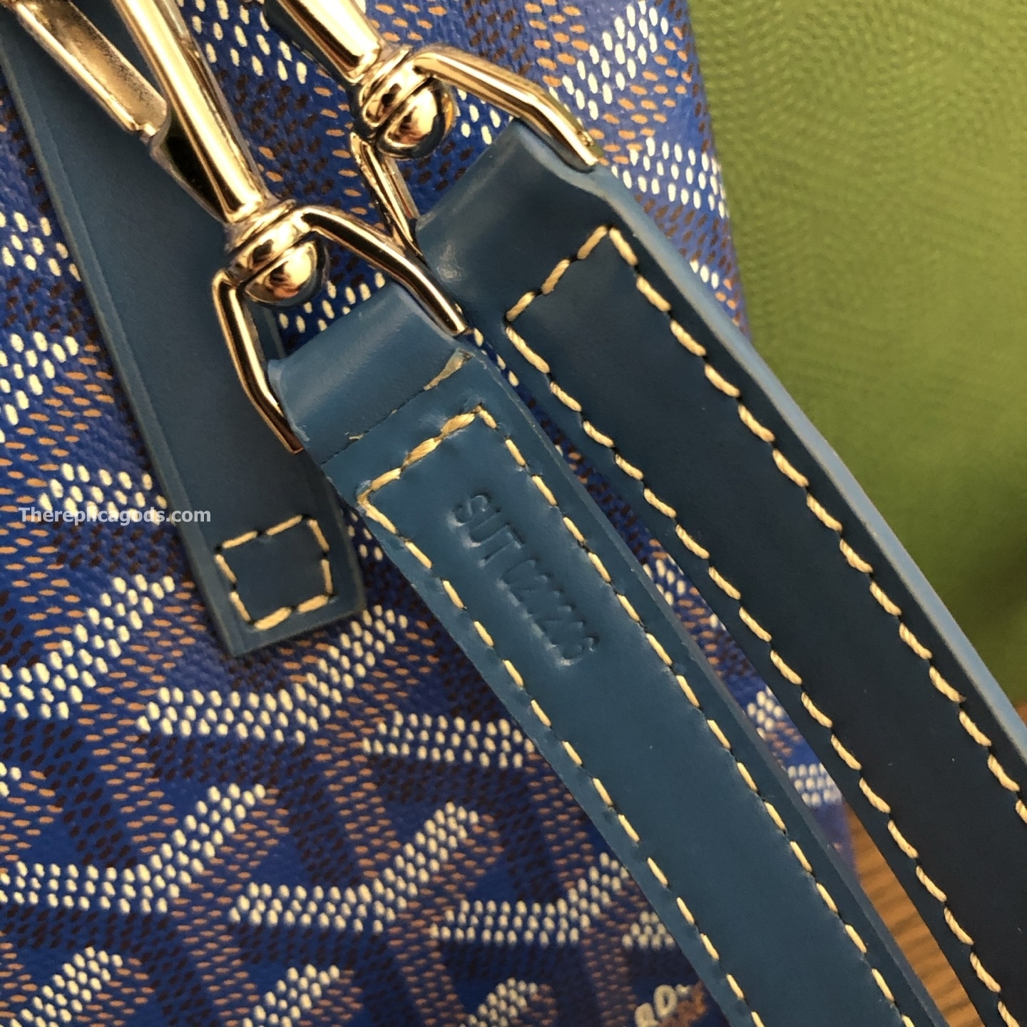 MONTMARTRE GM CASE IN BLUE
