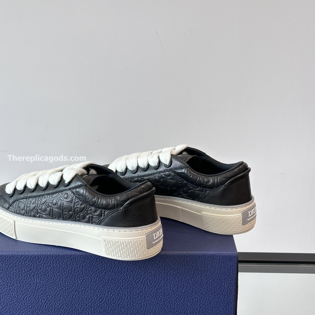 B33 SPIN SNEAKERS BLACK GRAINED CALFSKIN AND BLACK GRAVITY LEATHER - CD413