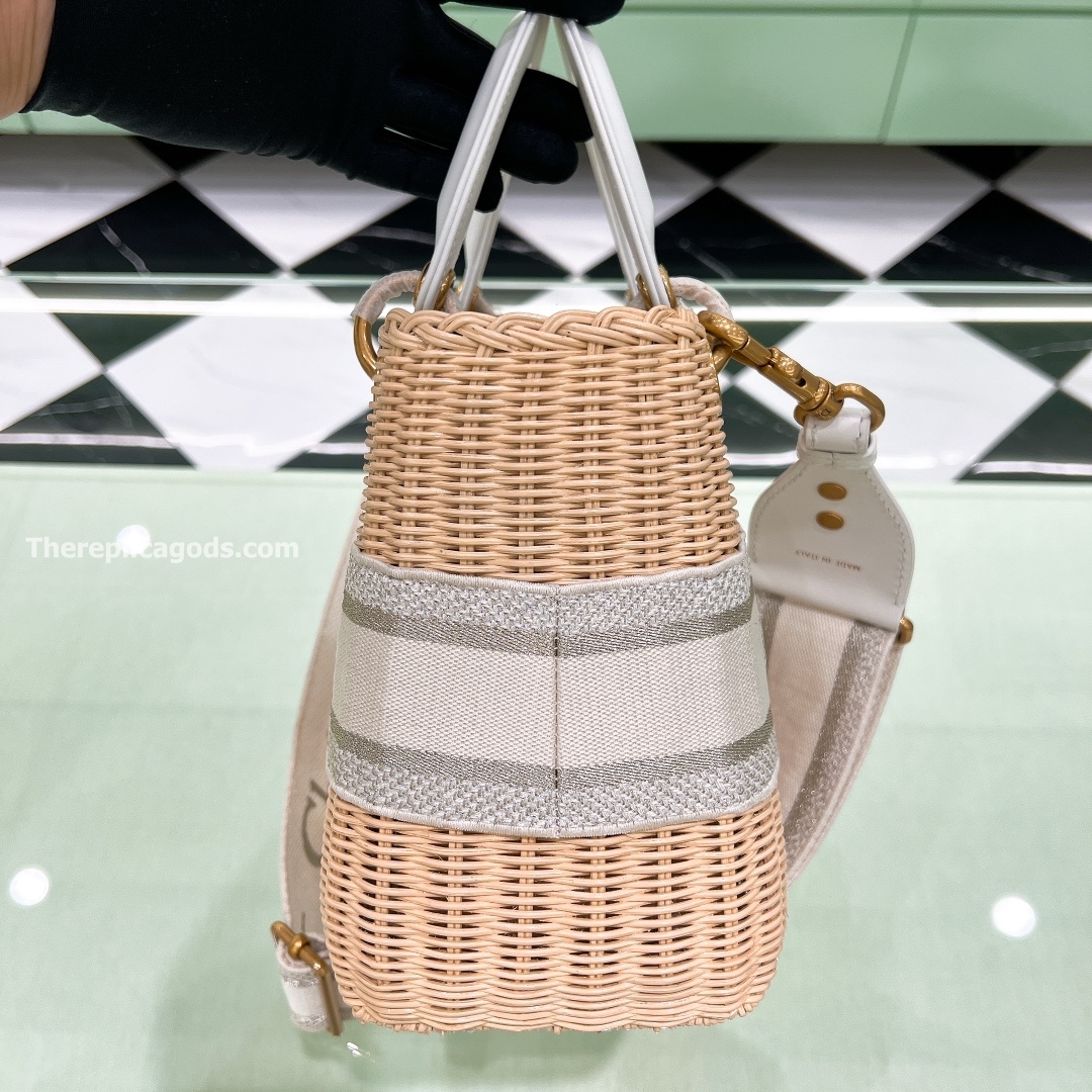 MEDIUM LADY BAG WICKER OBLIQUE CANVAS