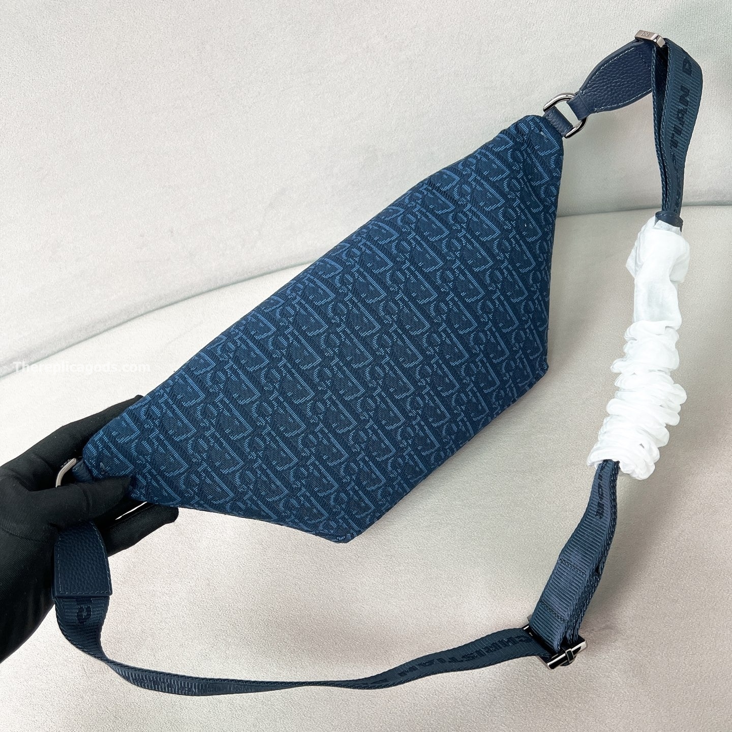 AND KAWS RIDER 2.0 BELT BAG NAVY BLUE OBLIQUE JACQUARD AND GRAINED CALFSKIN