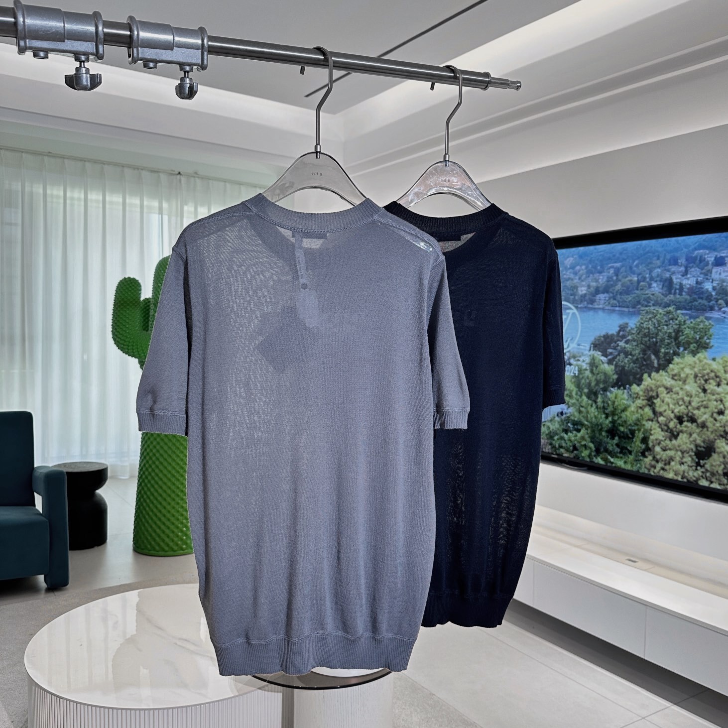 LOGO-INTARSIA KNITTED SHORT-SLEEVE T-SHIRT IN GREY - TP574