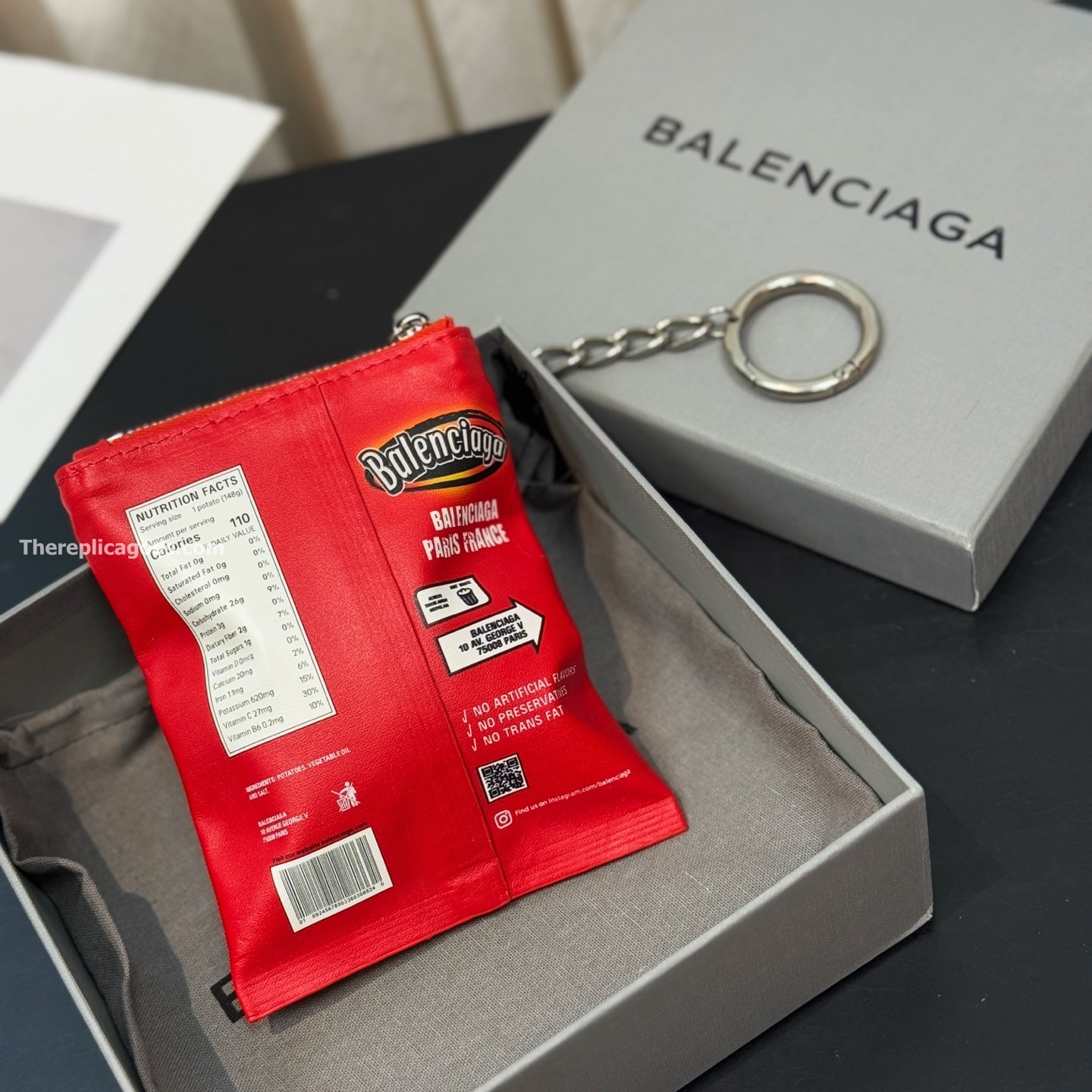 CHARM/KEYCHAIN CHIPS IN RED