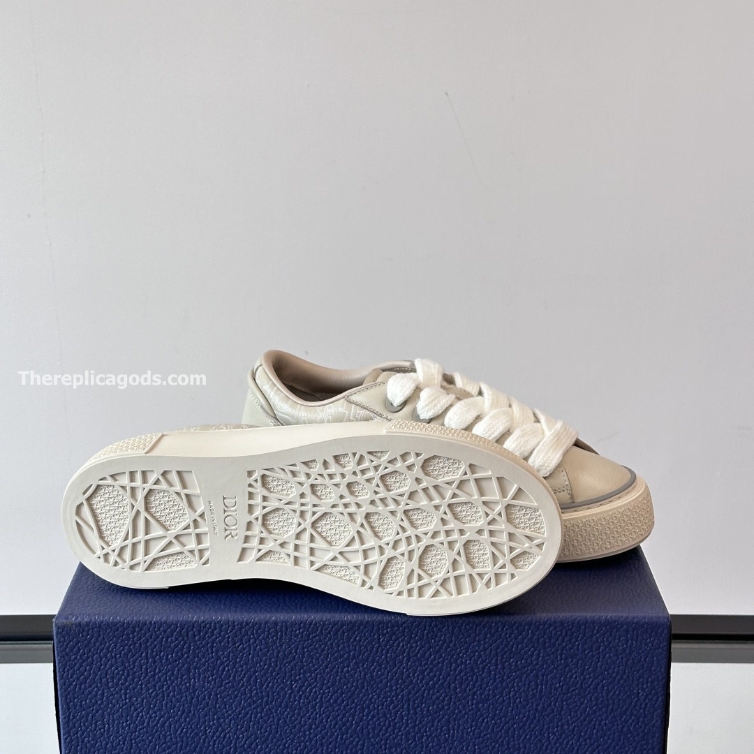 B33 SPIN SNEAKERS BEIGE GRAINED CALFSKIN AND BEIGE GRAVITY OUTLINE LEATHER - CD414