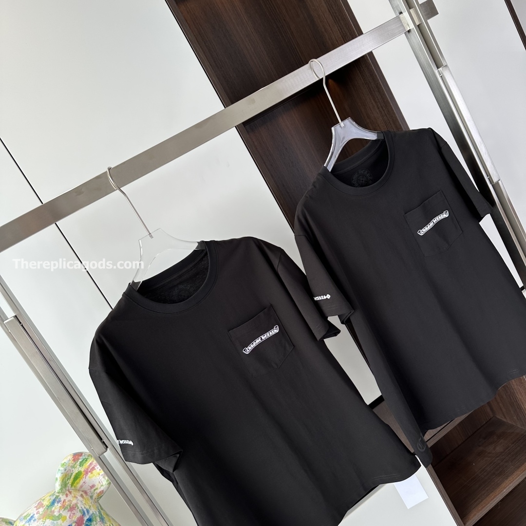 CROSS T-SHIRT IN BLACK - TP593