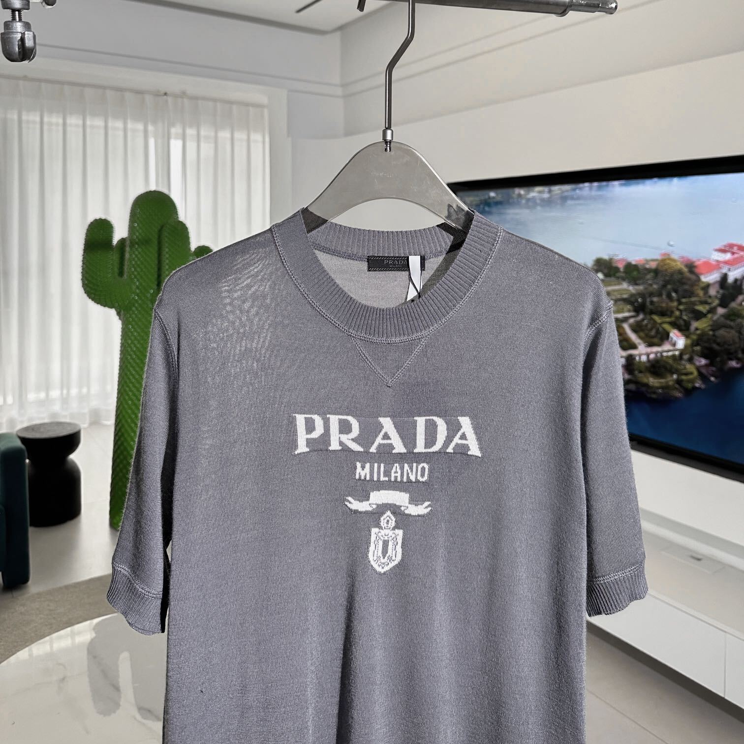 LOGO-INTARSIA KNITTED SHORT-SLEEVE T-SHIRT IN GREY - TP574