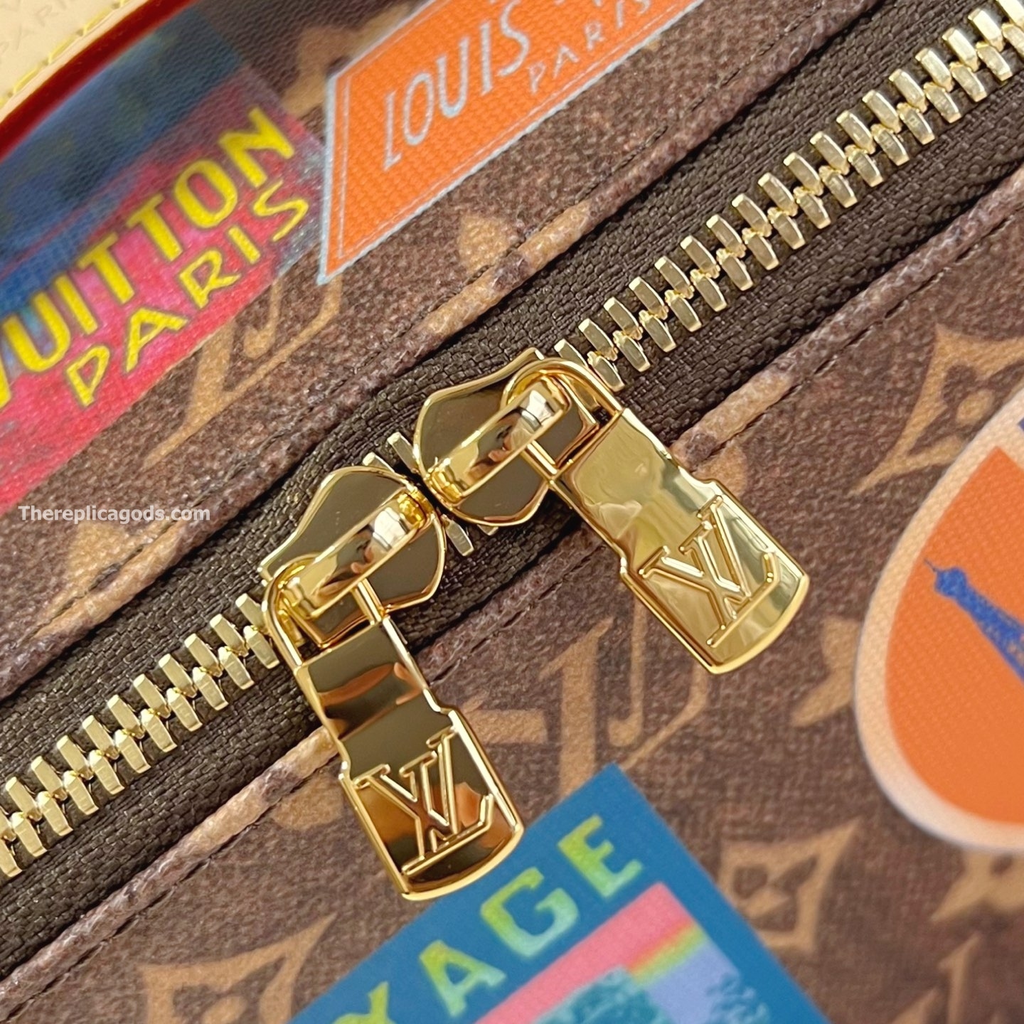 TOILETRY BAG 2 COMPARTMENTS BROWN MONOGRAM CANVAS M14744