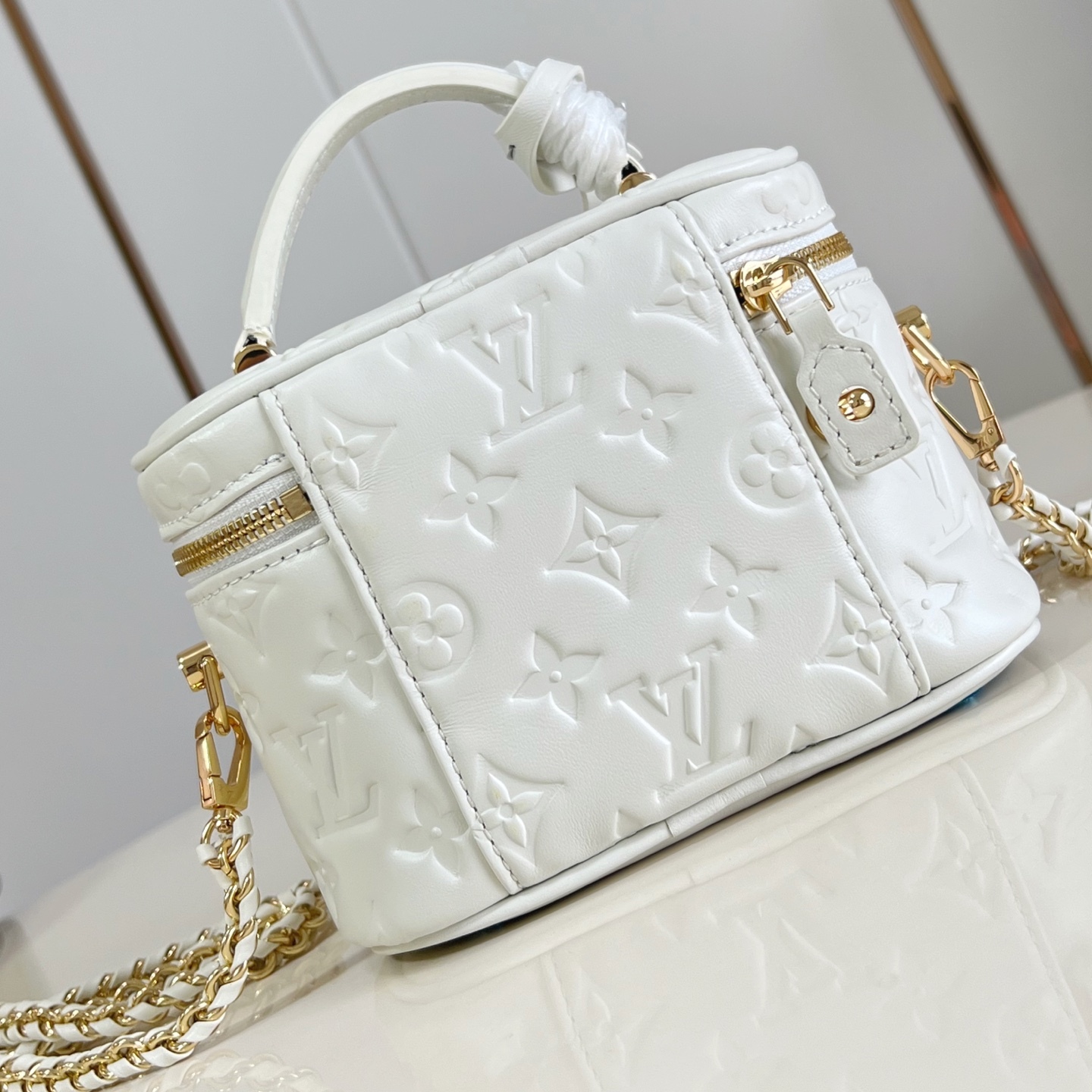 VANITY PM BAG IN WHITE M25219