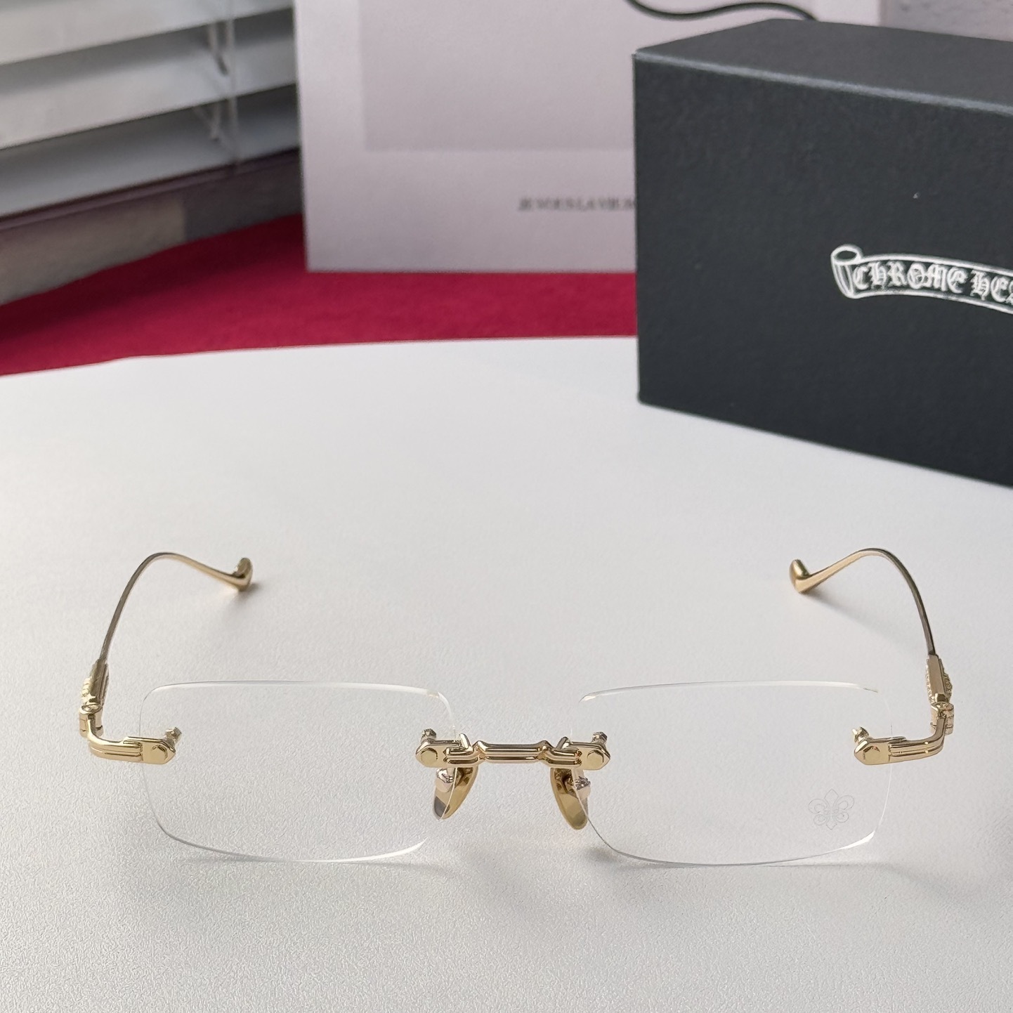 SOFFFFFFFFERS II GLASS - SG140