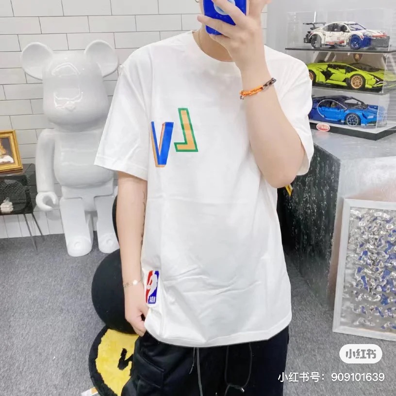 LV x NBA BASKETBALL SHORT-SLEEVED T-SHIRT IN WHITE - TP582