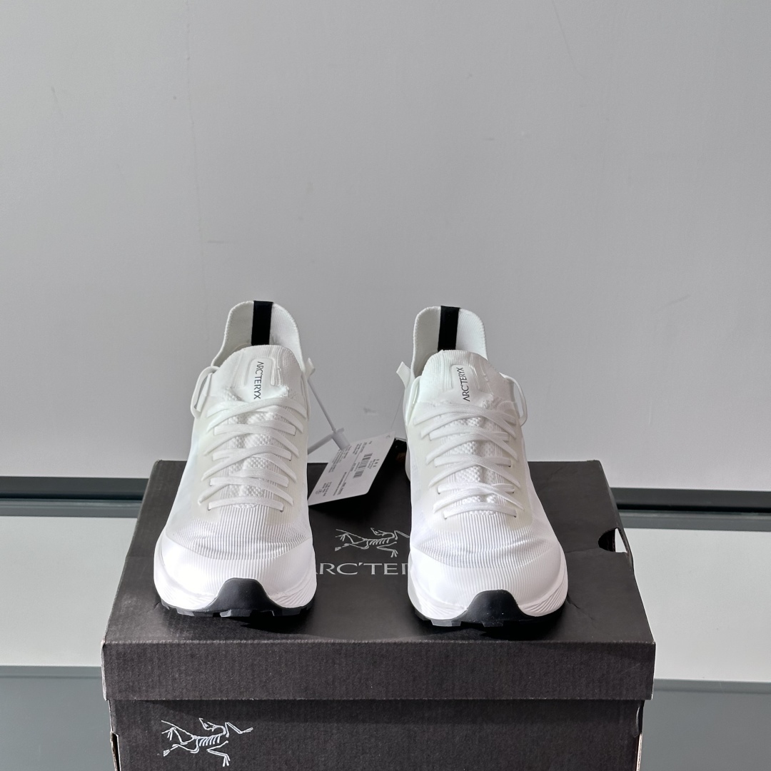 NORVAN SL 3 SNEAKERS IN WHITE