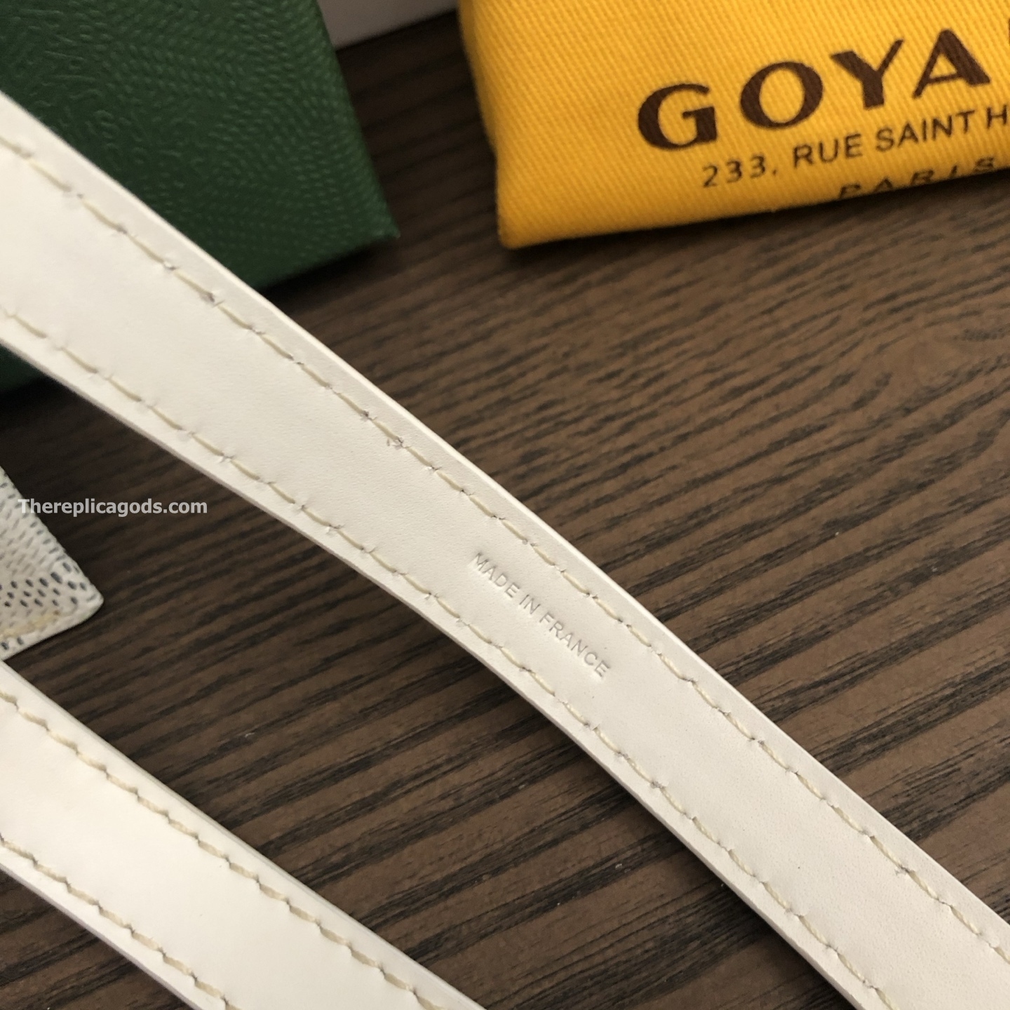 MONTMARTRE GM CASE IN WHITE