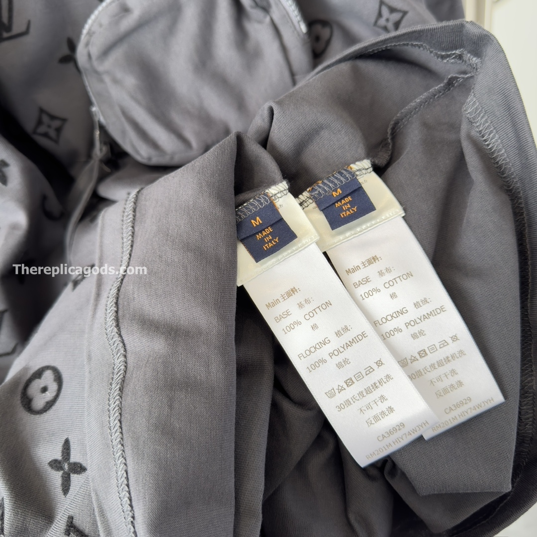 HOOK AND LOOP MONOGRAM SHORT-SLEEVE T-SHIRT IN GREY - TP646