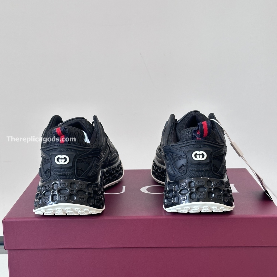 MEN'S CUB3D TRAINERS IN BLACK - GC496