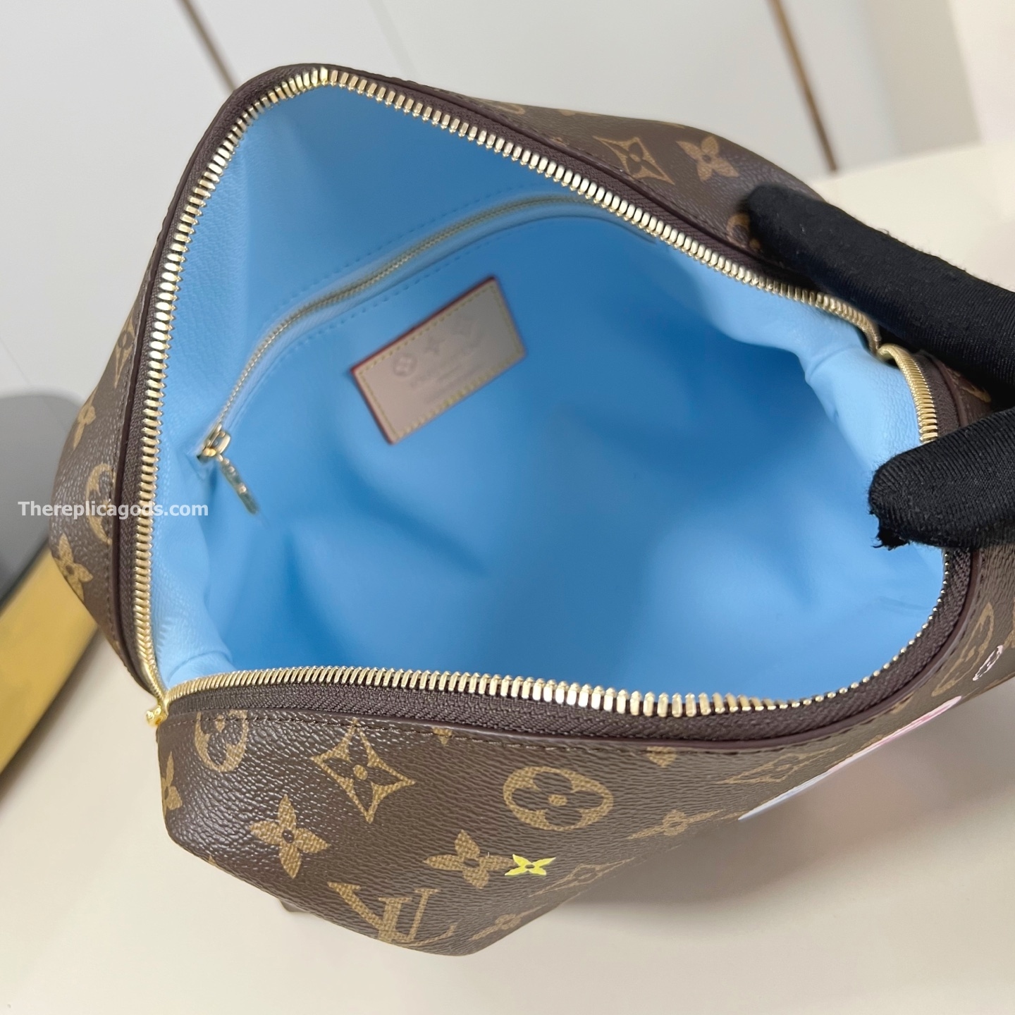 COSMETIC POUCH GM BROWN MONOGRAM CANVAS M14891