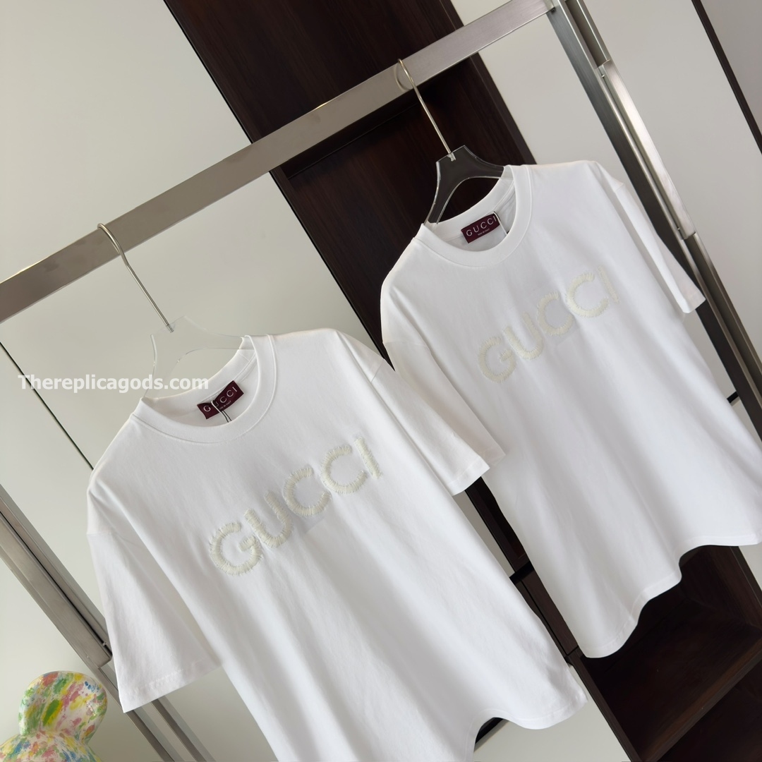 EMBROIDERED COTTON JERSEY T-SHIRT IN WHITE - TP615