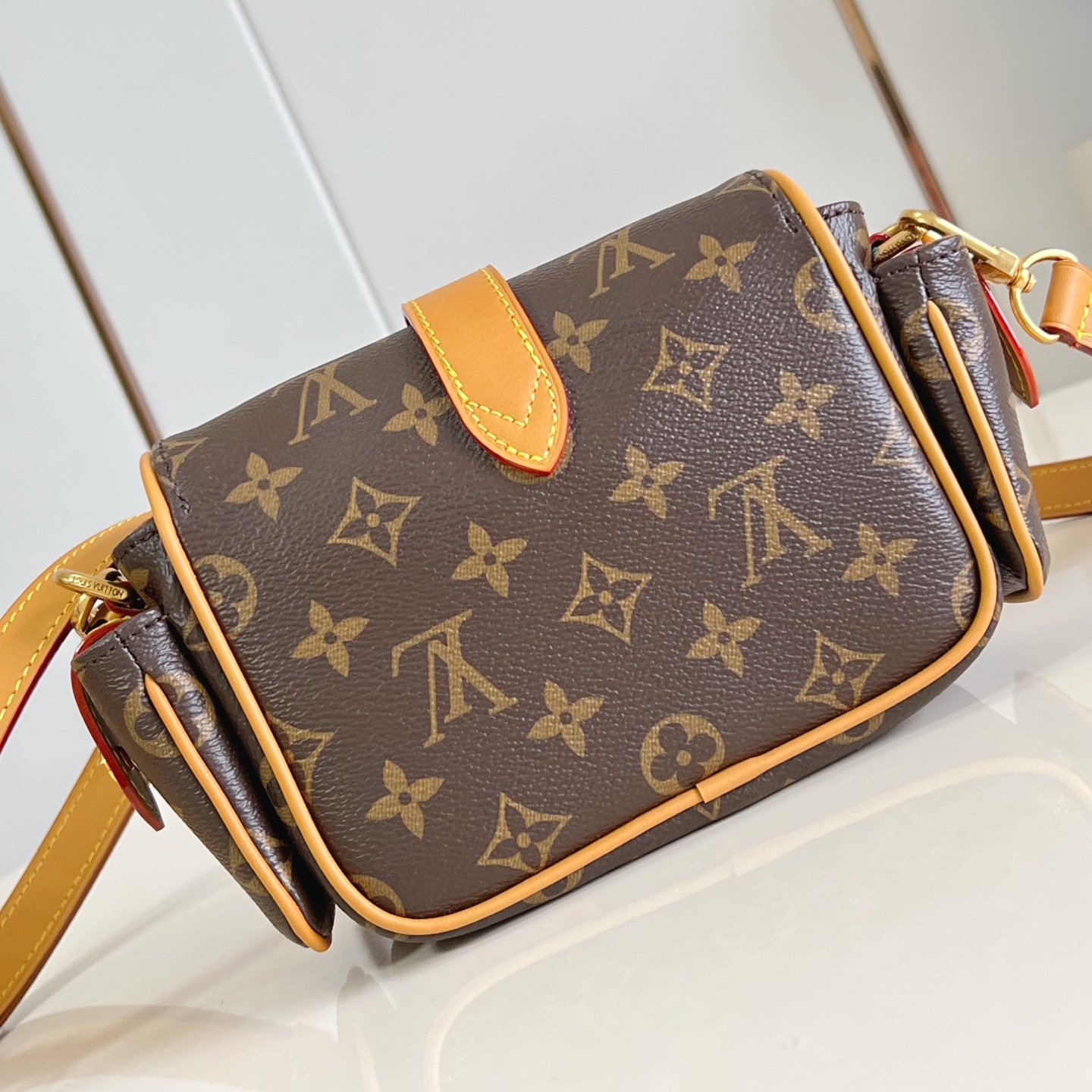 CARGO WEARABLE WALLET BROWN MONOGRAM CANVAS M14742