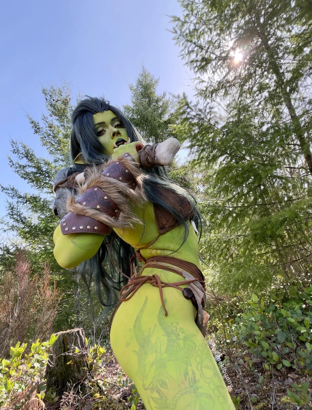 Orc Girl & Her Elf Boyfriend, image 3