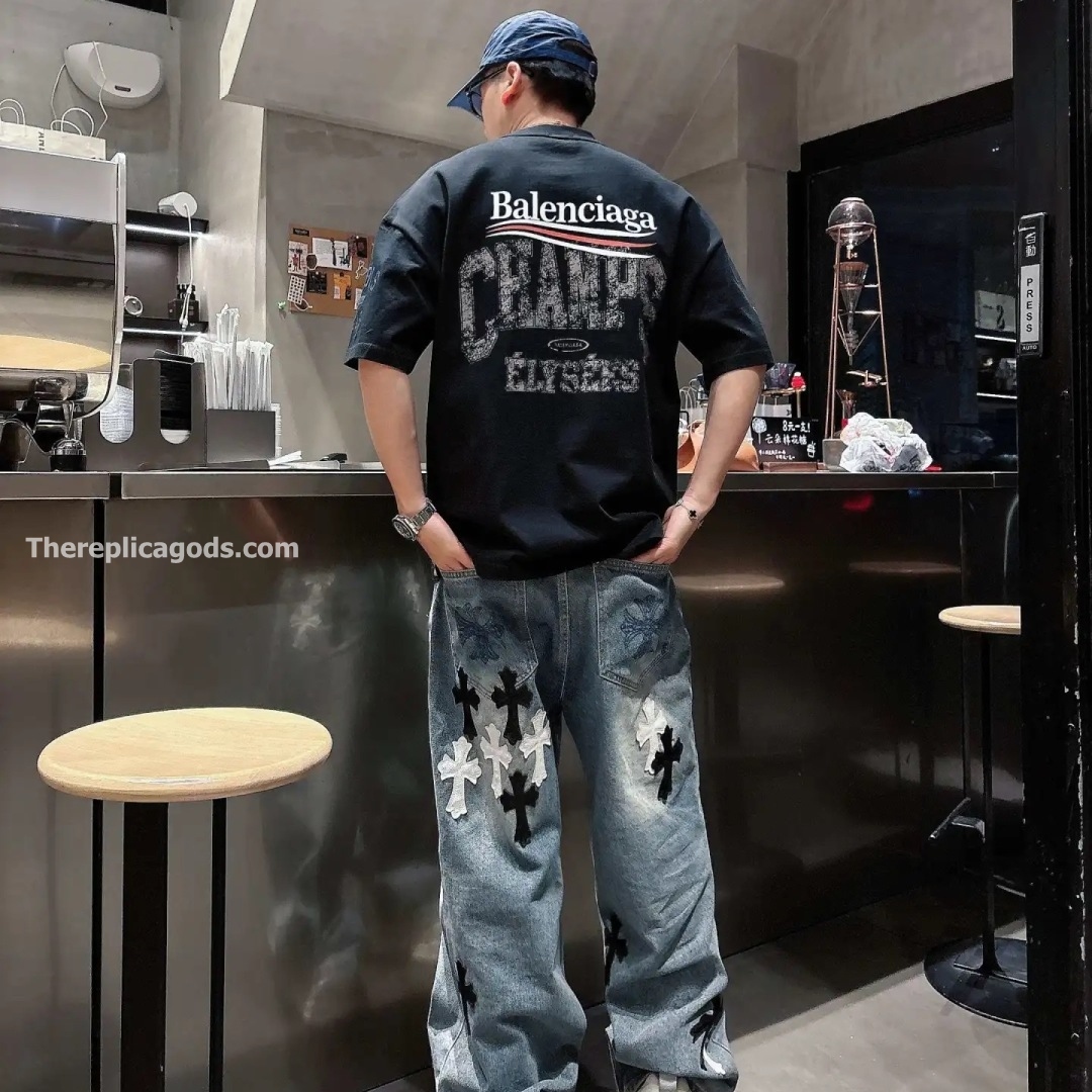 OVERLAYER POLITICAL CAMPAIGN T-SHIRT IN BLACK - TP595