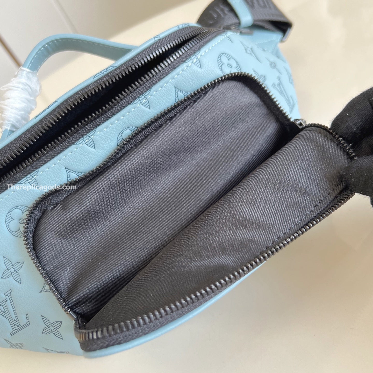 RUSH BUMBAG SKY BLUE MONOGRAM SHADOW M14782