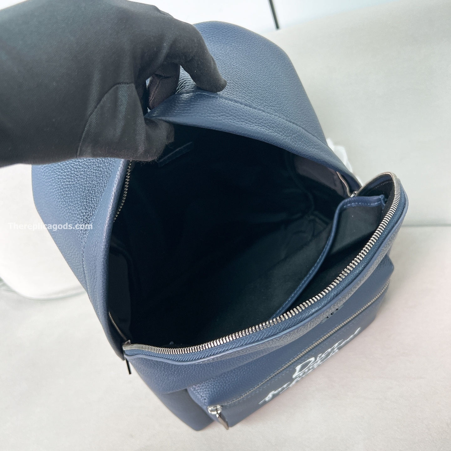 AND HYLTON NEL RIDER ZIPPED BACKPACK NAVY BLUE GRAINED