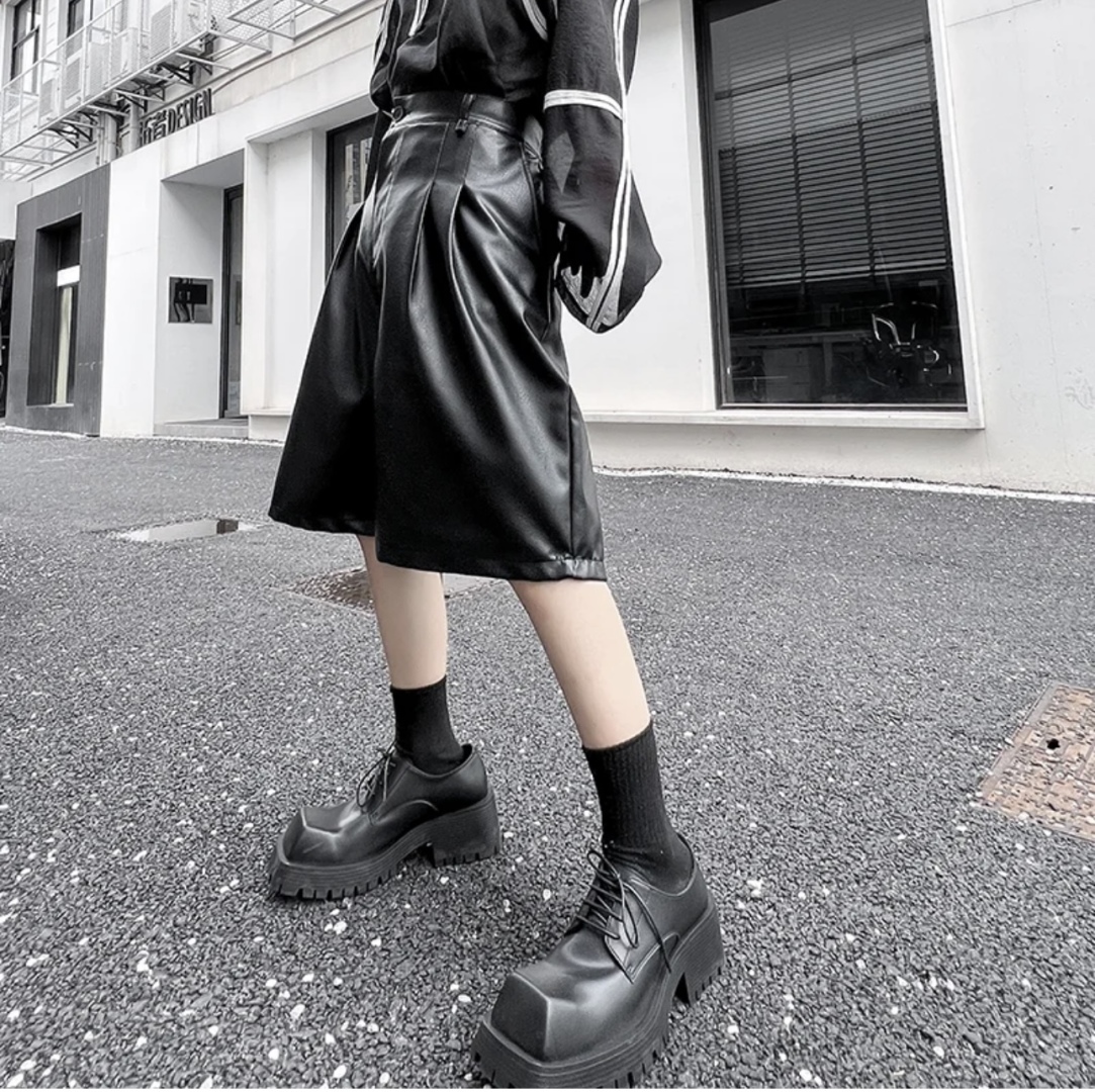 TROOPER DERBY SHOES IN BLACK - BB273