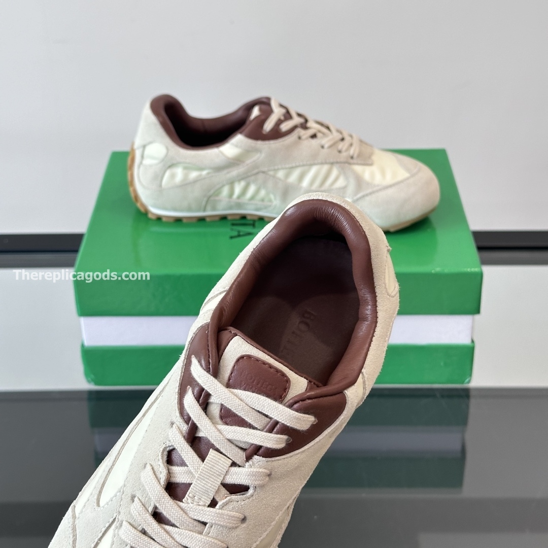 ORBIT FLASH SNEAKERS IN WHITE - BV24
