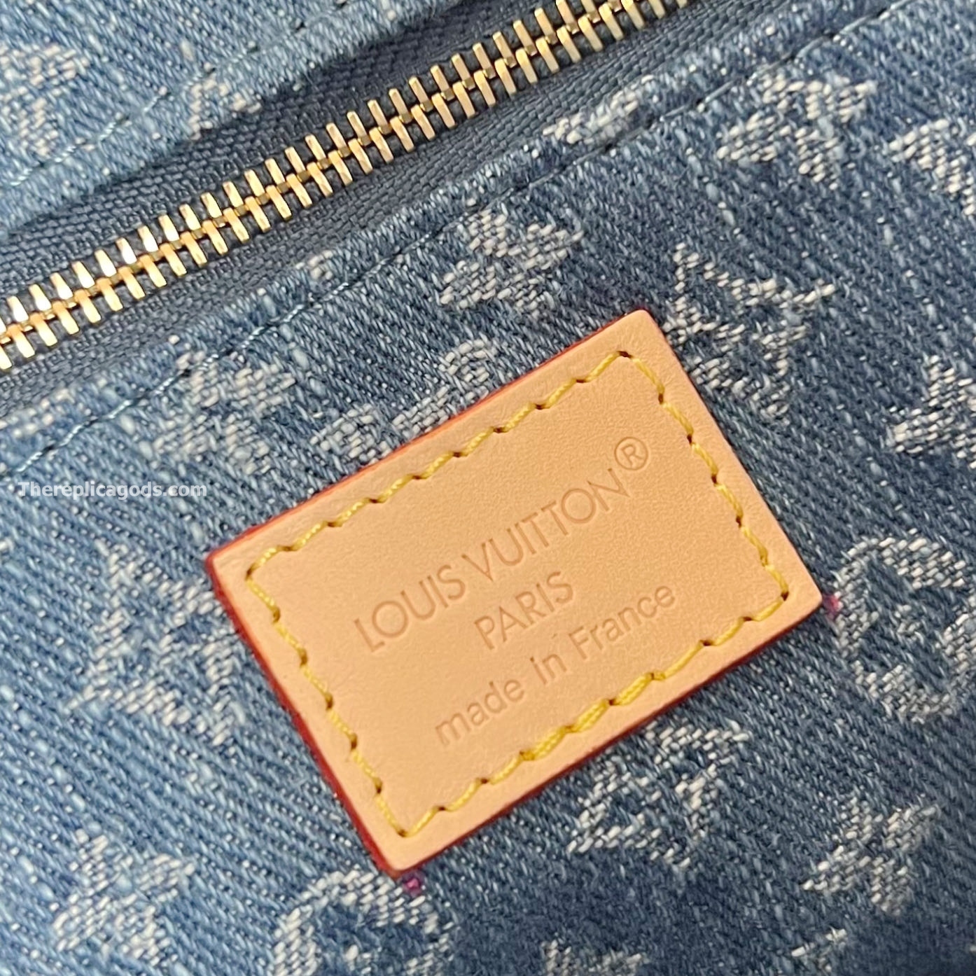 ONTHEGO PM BAG IN DENIM BLUE M14633