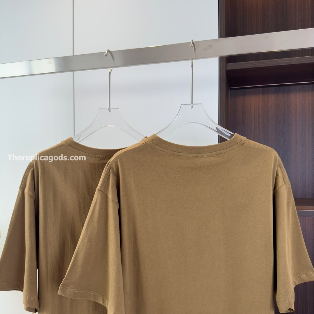 REGULAR FIT T-SHIRT IN COTTON IN CAMEL - TP671