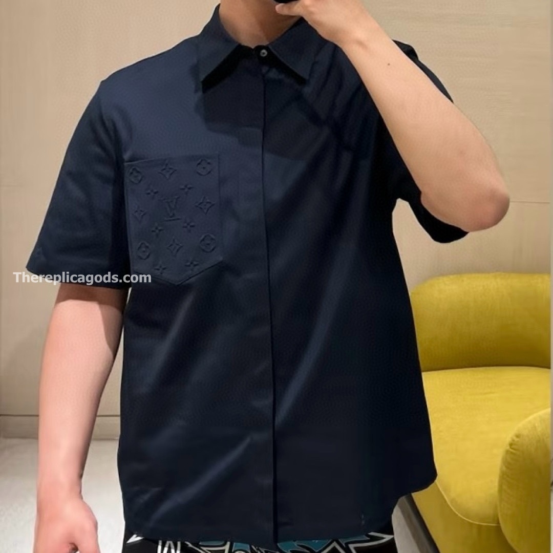 MONOGRAM POCKET SHORT-SLEEVED SHIRT IN BLUE - SH360