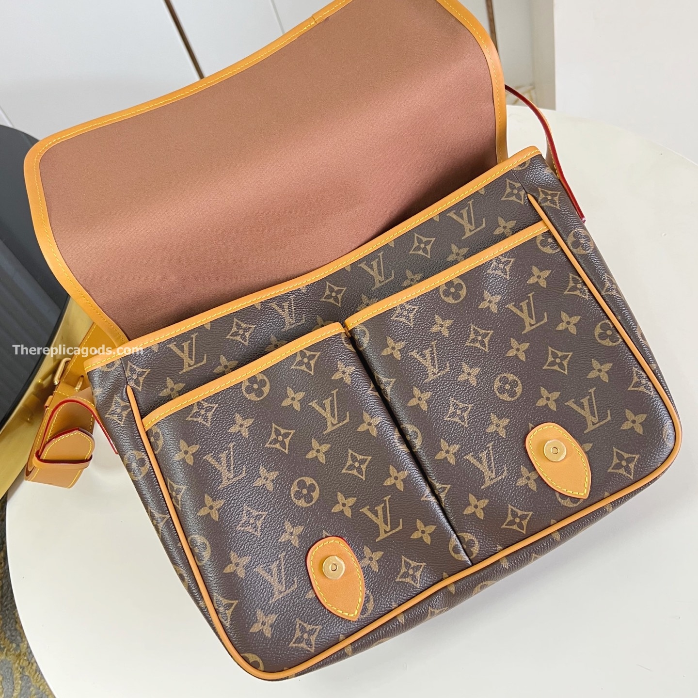 SATCHEL MESSENGER BAG BROWN MONGRAM CANVAS M14723