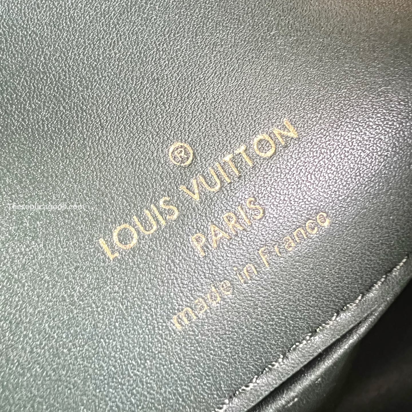 VANITY PM BAG IN WHITE M25219