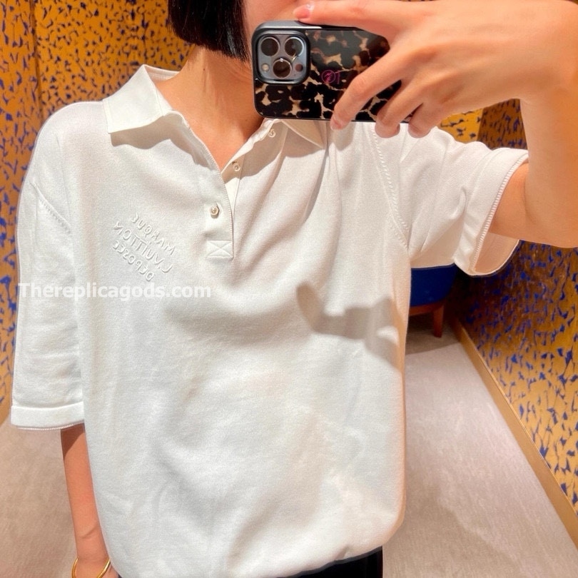EMBROIDERED SHORT-SLEEVED COTTON BLEND POLO SHIRT IN WHITE - TP607