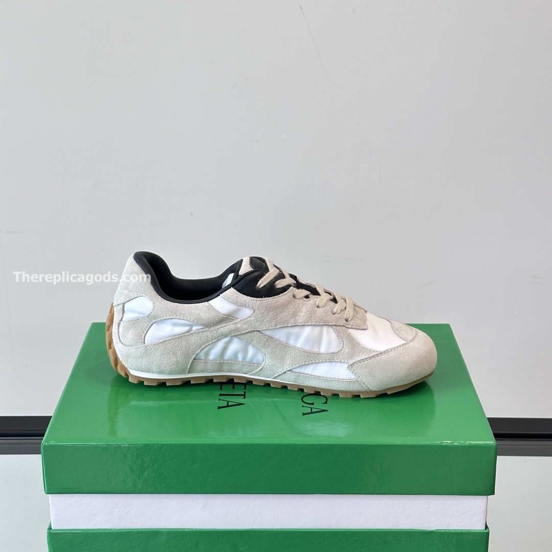 ORBIT FLASH SNEAKERS IN WHITE - BV25